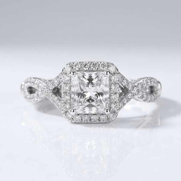 Stříbrný prsten Trilogie s diamanty cushion
