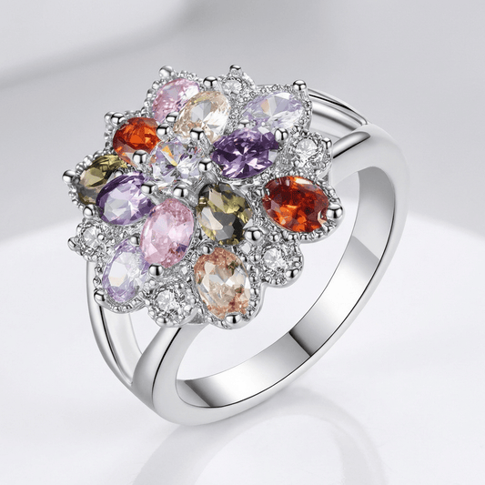 Stříbrný prsten s duhovým výbuchem kamenů