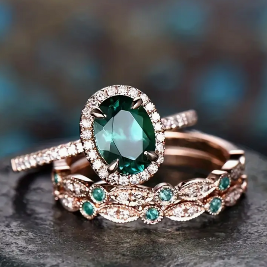 Vintage set prstenů z růžového zlata se zelenou zirkonií
