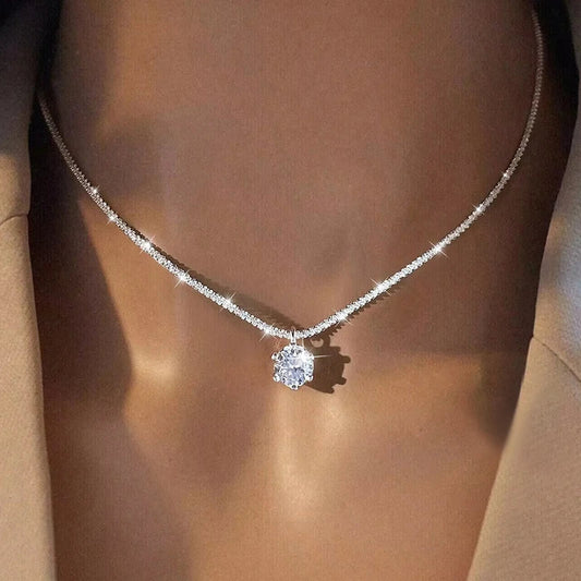 Náhrdelník s přívěskem moissanit solitér, ryzí stříbro 925