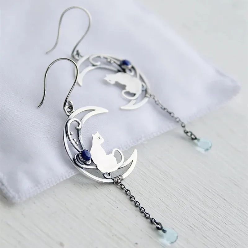 Náušnice Měsíční kočička – vintage design půlměsíce s lapisem lazuli