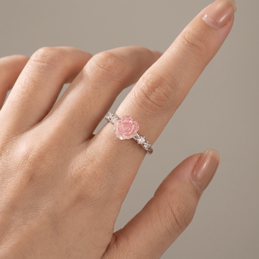 Stříbrný prsten s růží a diamanty - (nastavitelný)